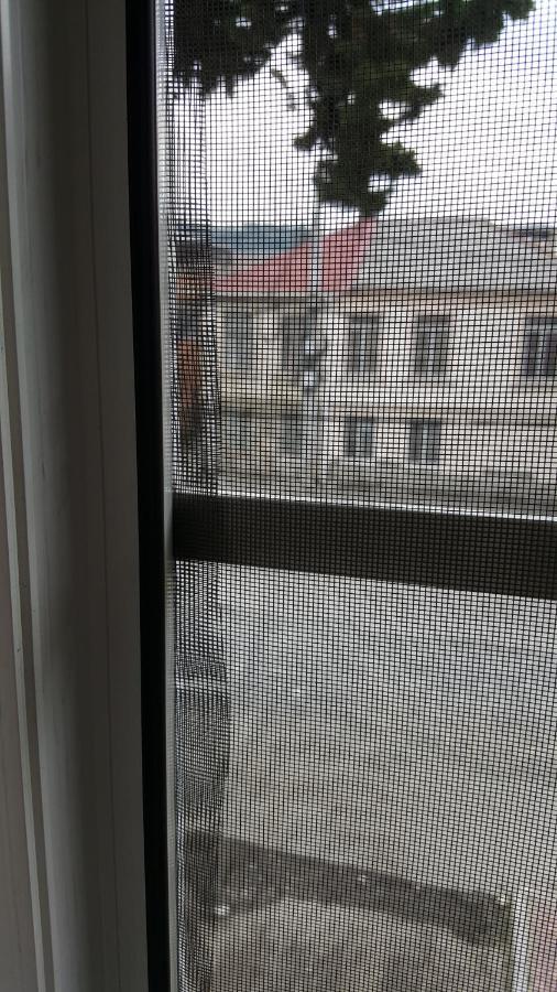 Абазинская 35 Szuhumi Kültér fotó